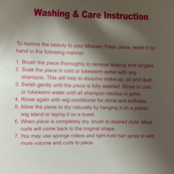 Lace front synthetic wig - Picture 13 of 14